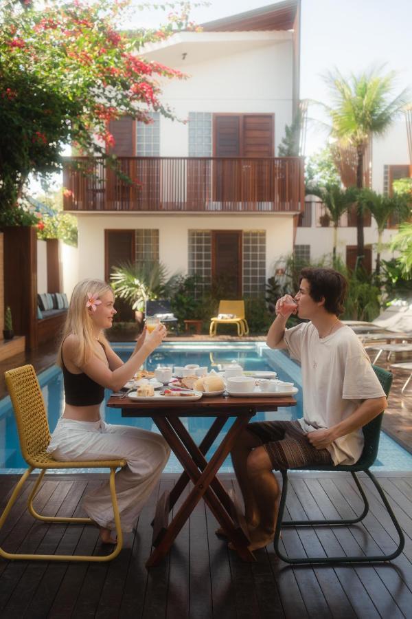 Villa Nautica Boutique Hotel Jijoca de Jericoacoara Exterior foto A couple eating breakfast at a hotel